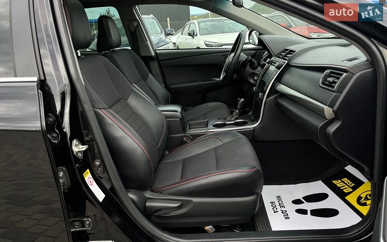 2016 Toyota Camry - мініатюра 24