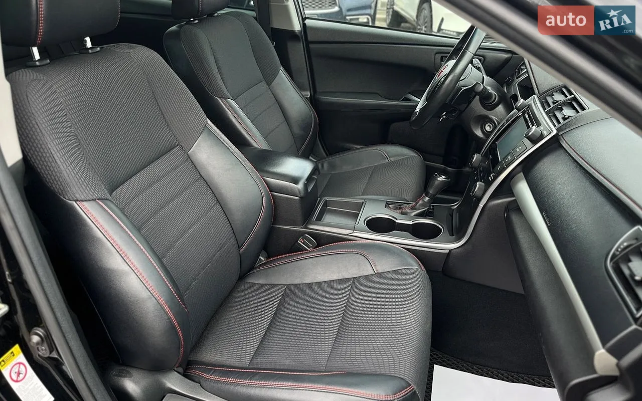2016 Toyota Camry - мініатюра 26