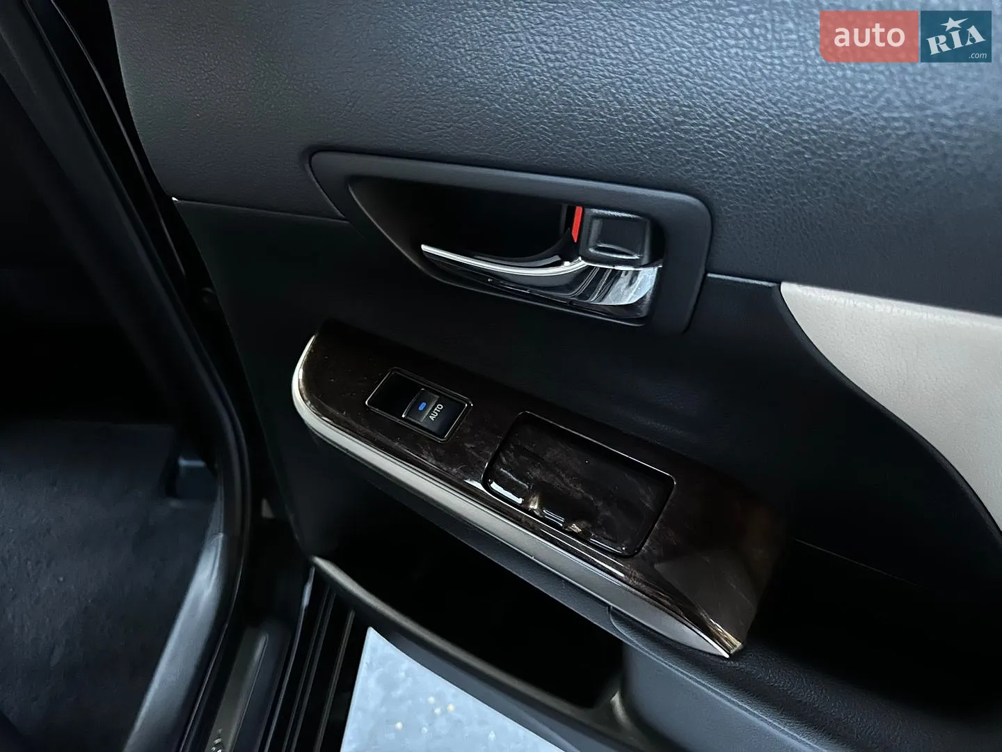 2015 Toyota Camry - мініатюра 49