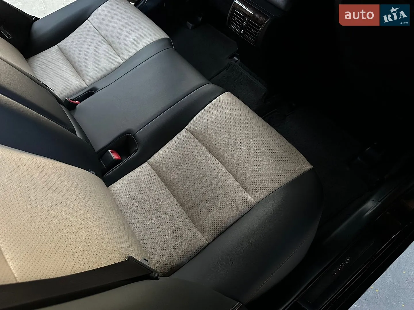 2015 Toyota Camry - мініатюра 50