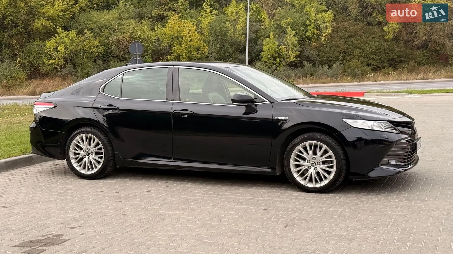 2019 Toyota Camry - мініатюра 13