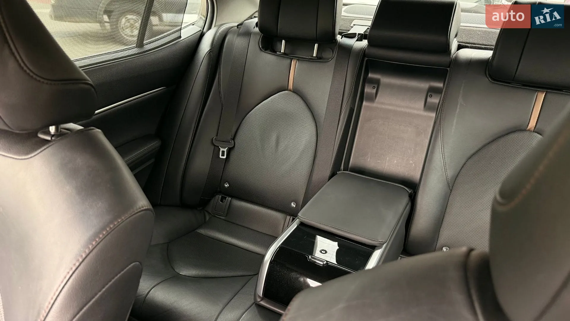 2019 Toyota Camry - мініатюра 31