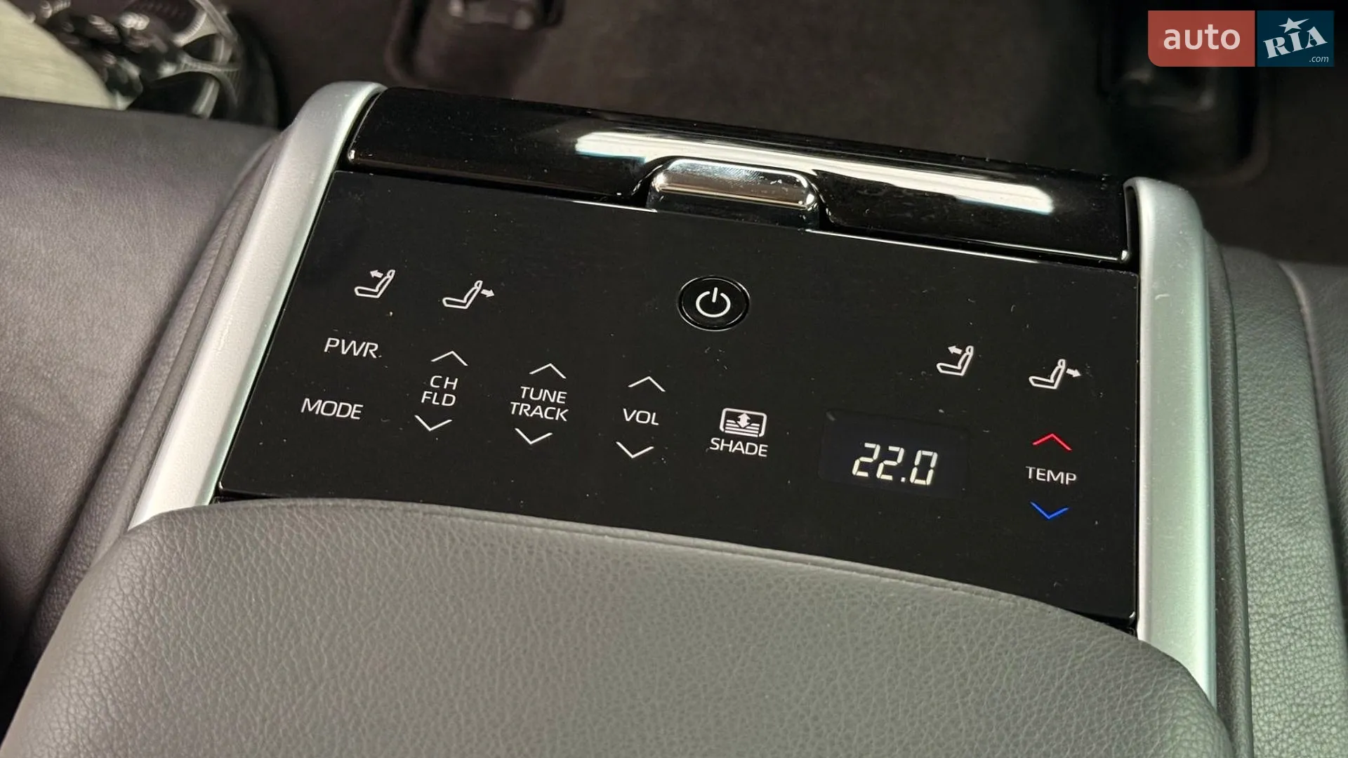 2019 Toyota Camry - мініатюра 44