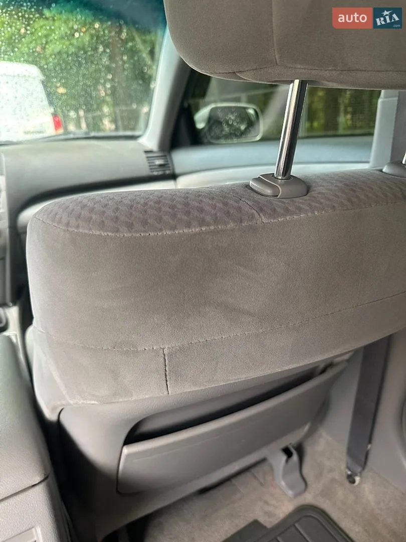 2010 Toyota Camry - мініатюра 4
