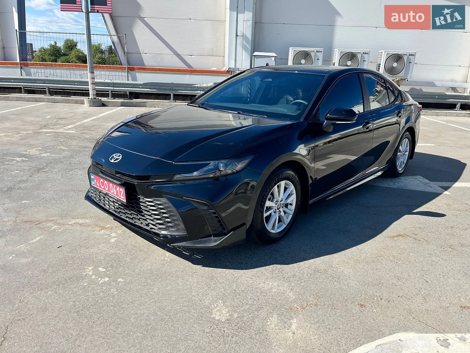 2026 Toyota Camry - мініатюра 8