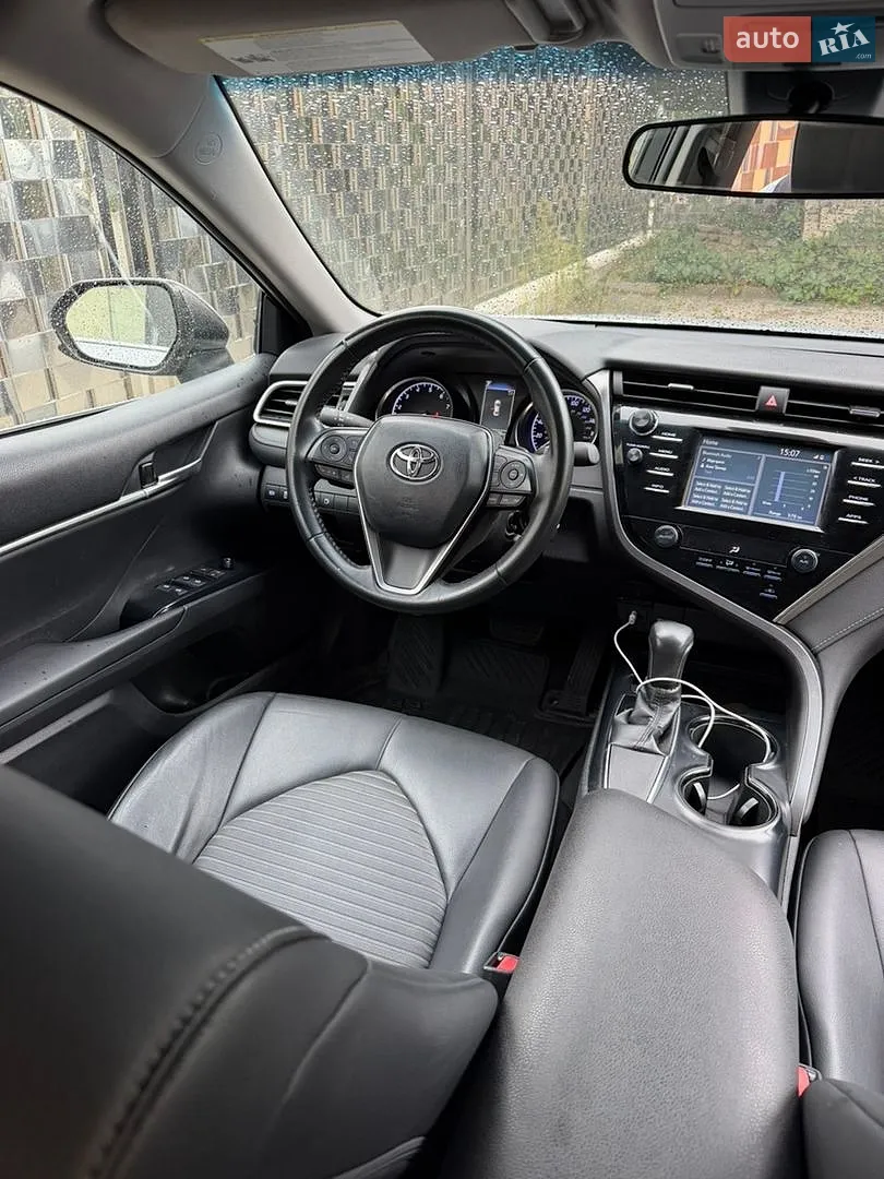 2018 Toyota Camry - мініатюра 8