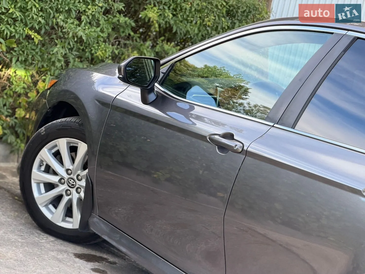 2018 Toyota Camry - мініатюра 18