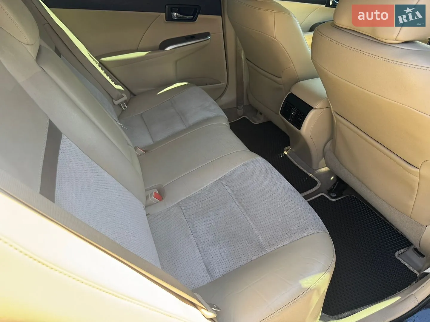 2012 Toyota Camry - мініатюра 13