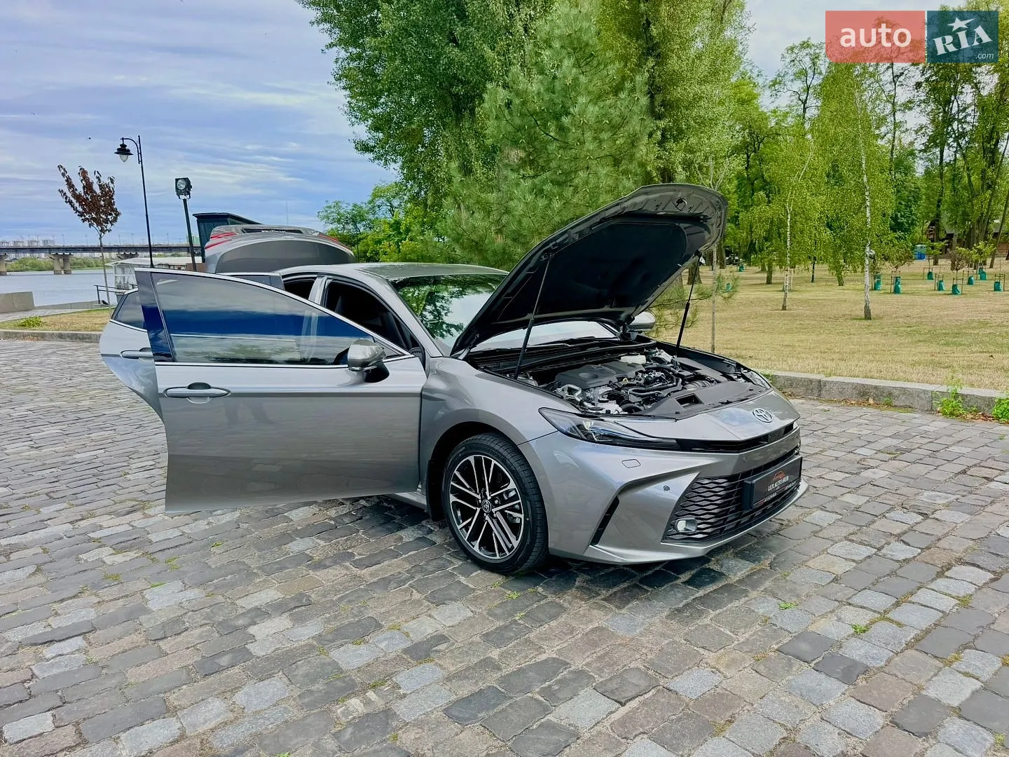 2026 Toyota Camry - мініатюра 203
