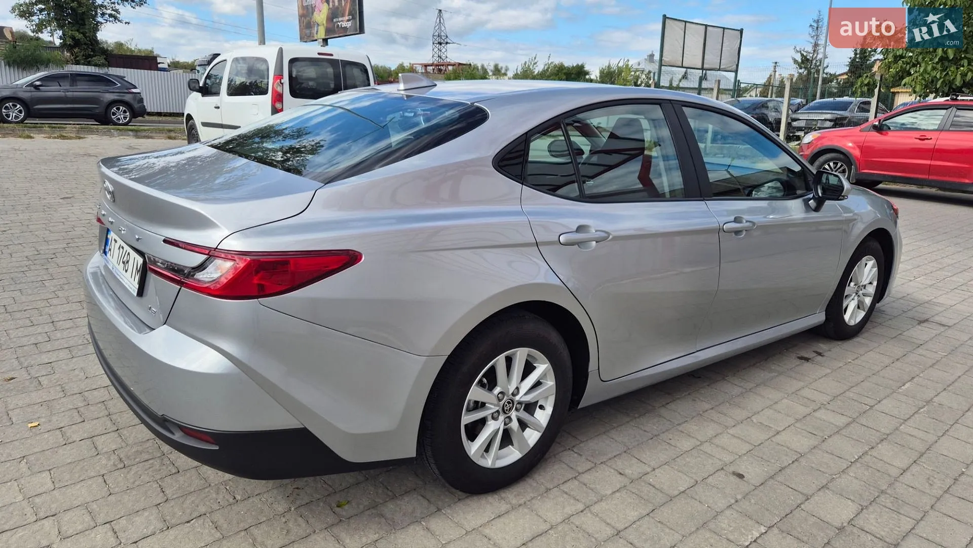 2024 Toyota Camry - мініатюра 12