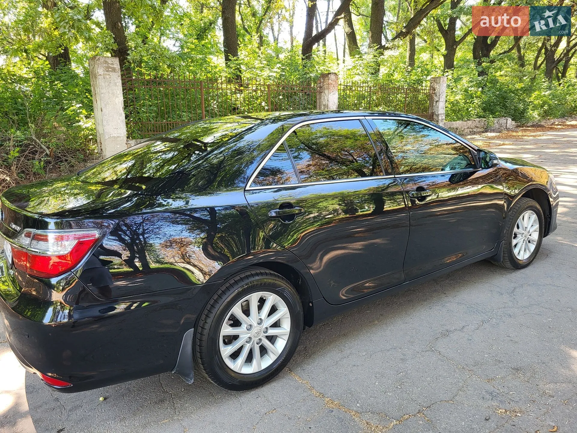 2015 Toyota Camry - мініатюра 2