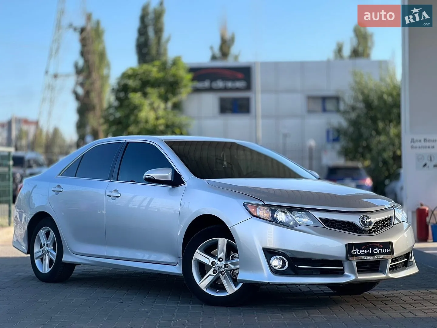 2014 Toyota Camry - мініатюра 4