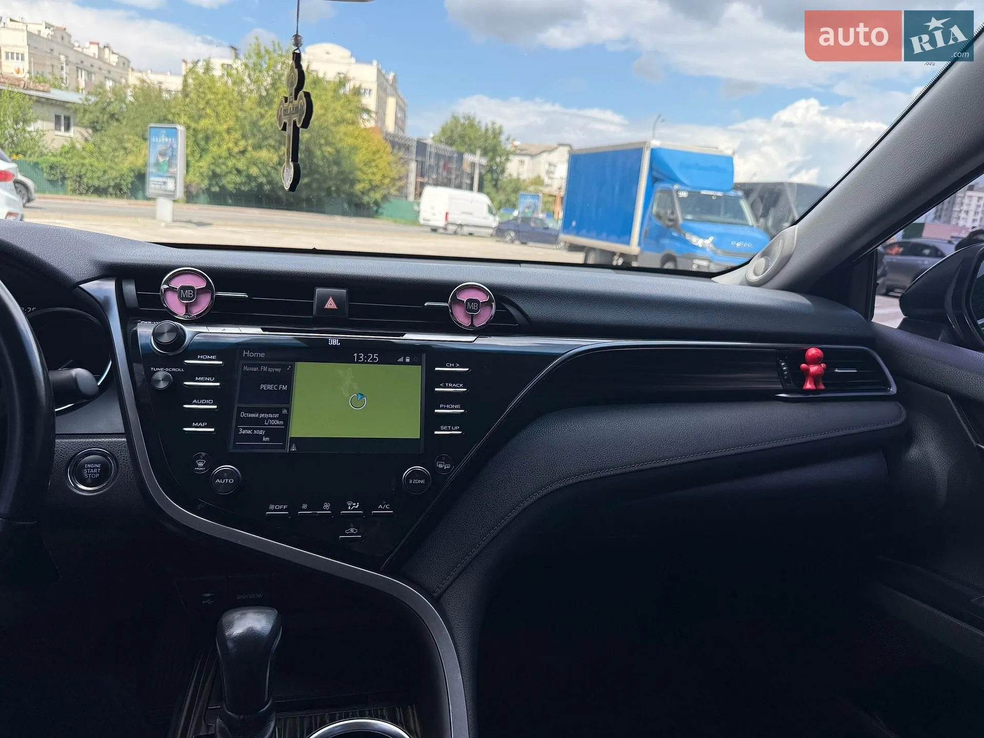 2018 Toyota Camry - мініатюра 11