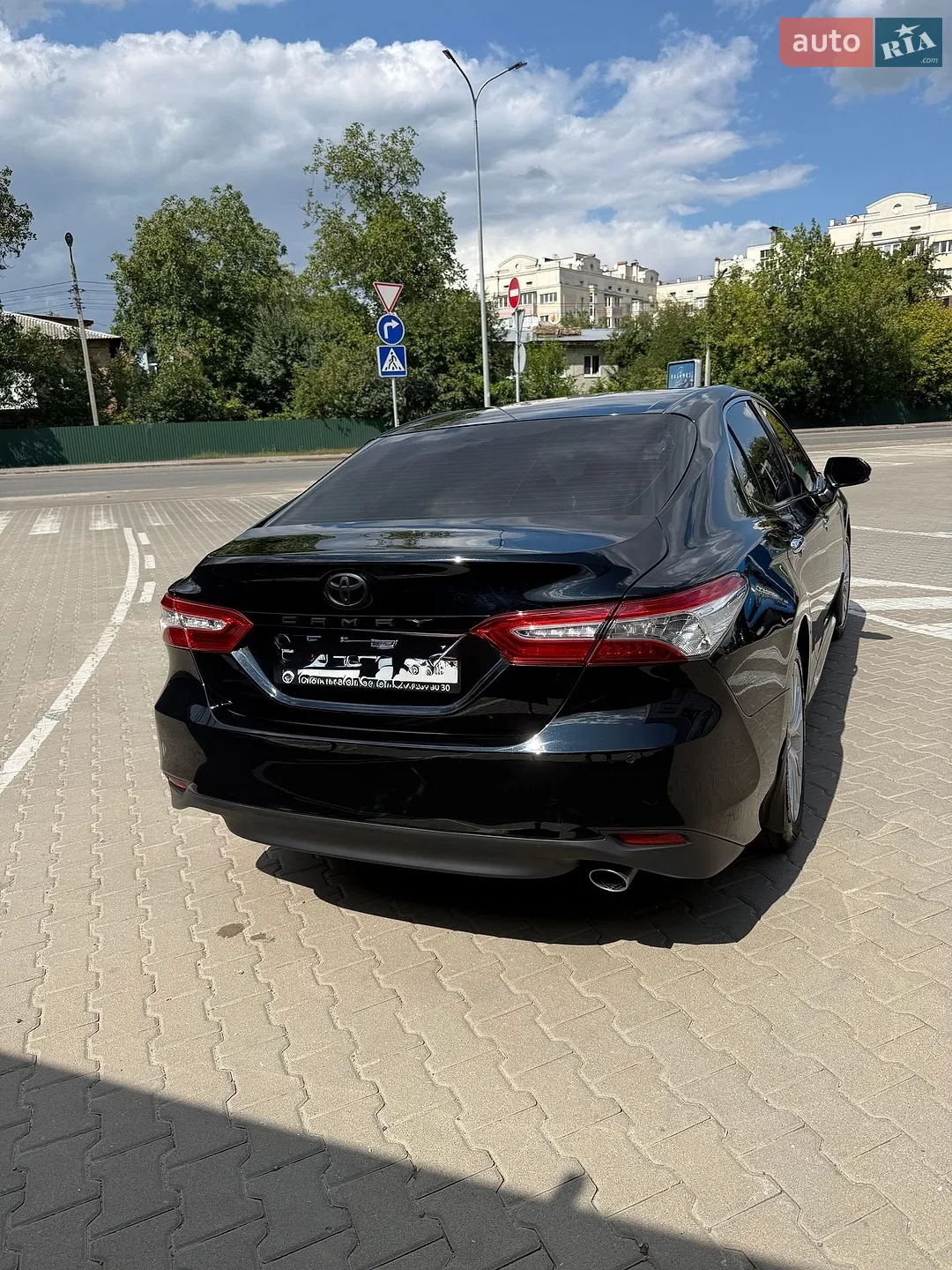 2018 Toyota Camry - мініатюра 24