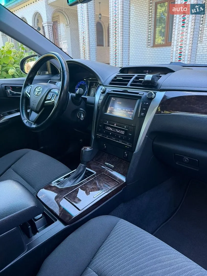 2016 Toyota Camry - мініатюра 18