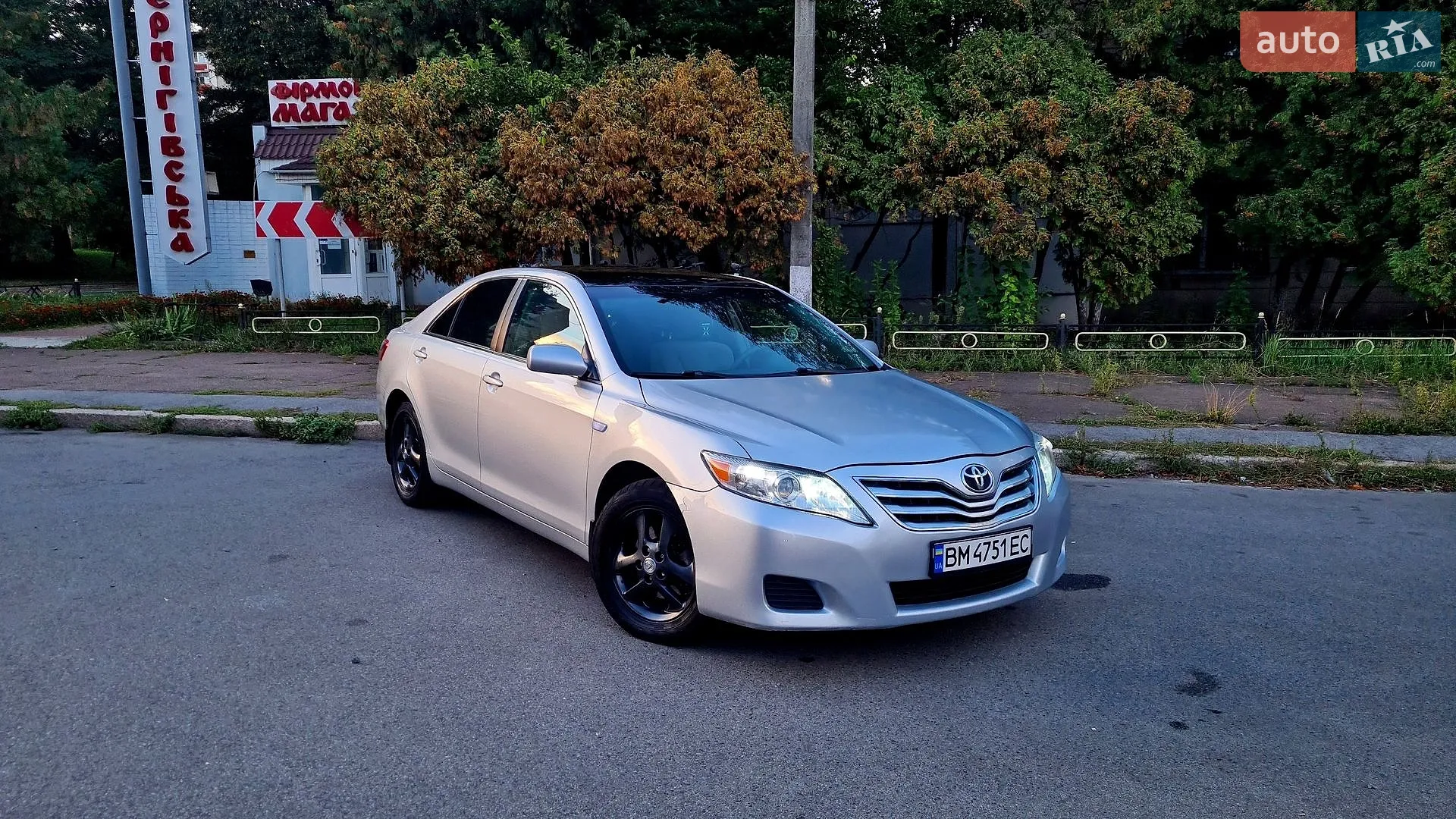 2010 Toyota Camry - мініатюра 21