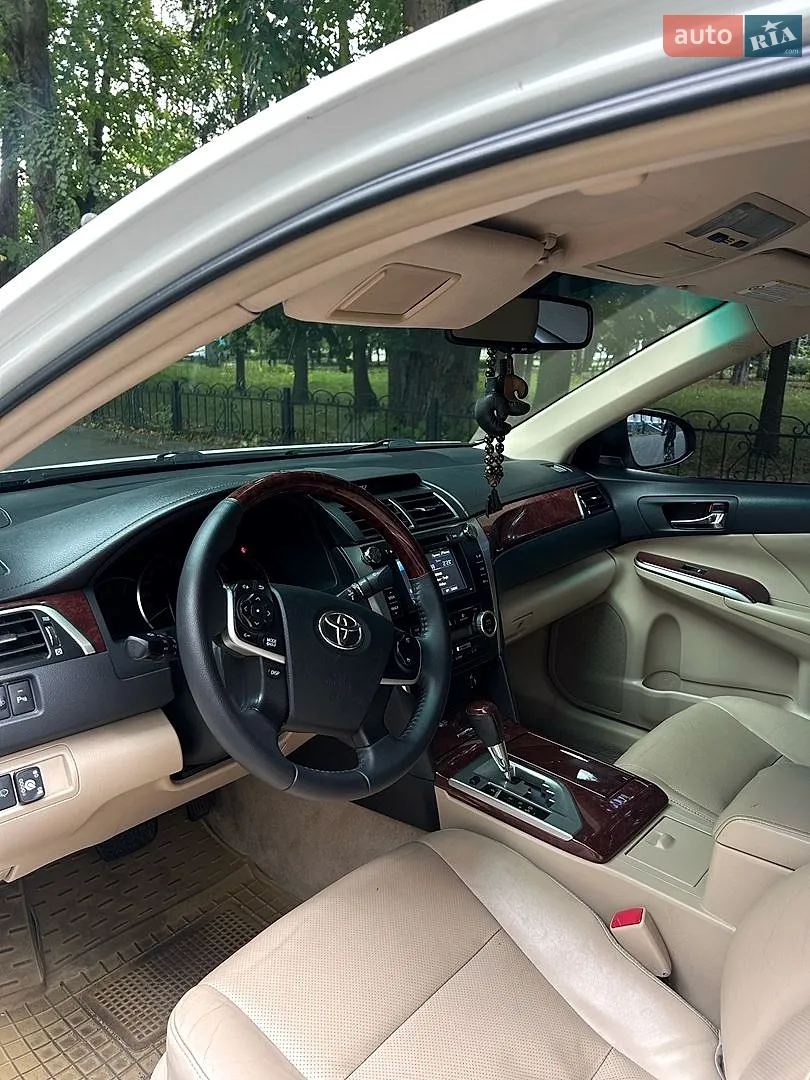 2012 Toyota Camry - мініатюра 10