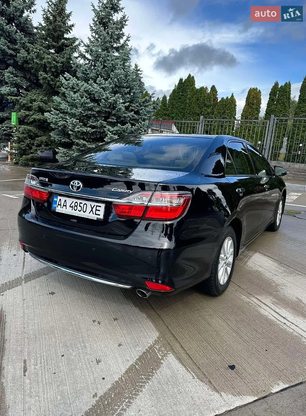 2017 Toyota Camry - мініатюра 2