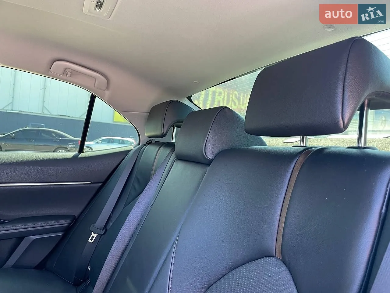 2019 Toyota Camry - мініатюра 10