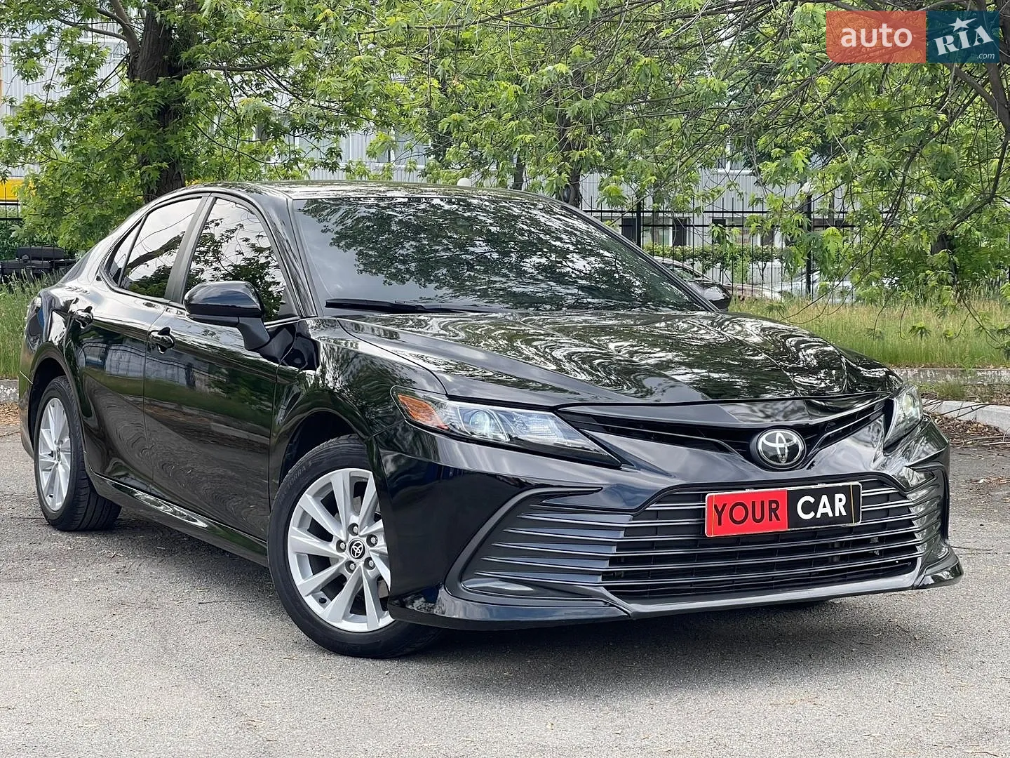 2022 Toyota Camry - мініатюра 2