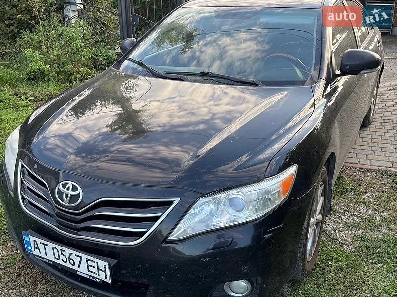 Toyota Camry 2011