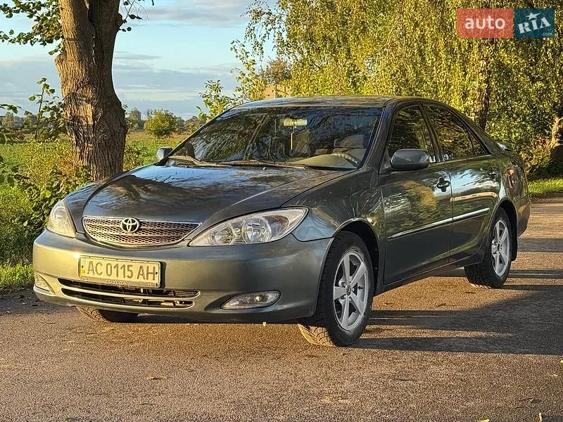 Toyota Camry 2004
