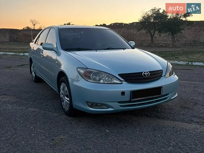 Toyota Camry 2004