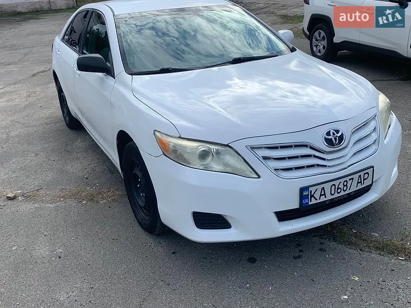 Toyota Camry 2011