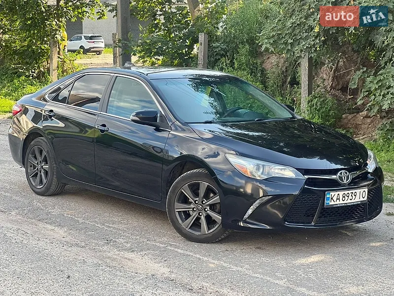 Toyota Camry 2015