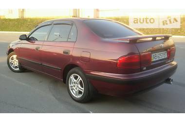 Седан Toyota Carina E 1997 в Виннице