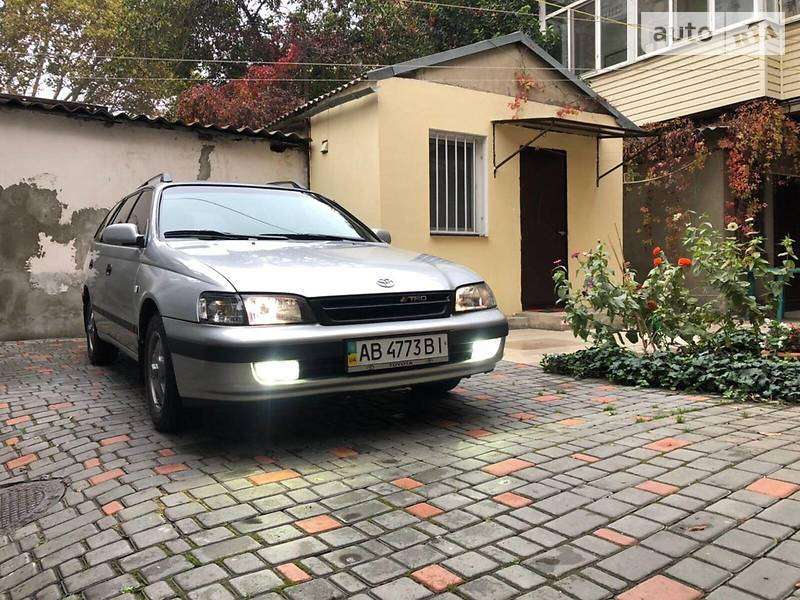 Универсал Toyota Carina E 1997 в Одессе