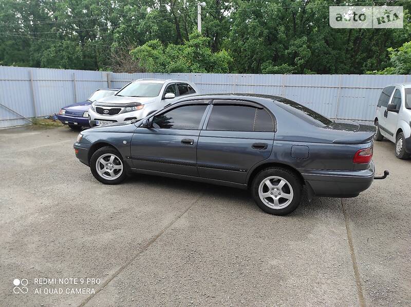 Седан Toyota Carina E 1993 в Умани