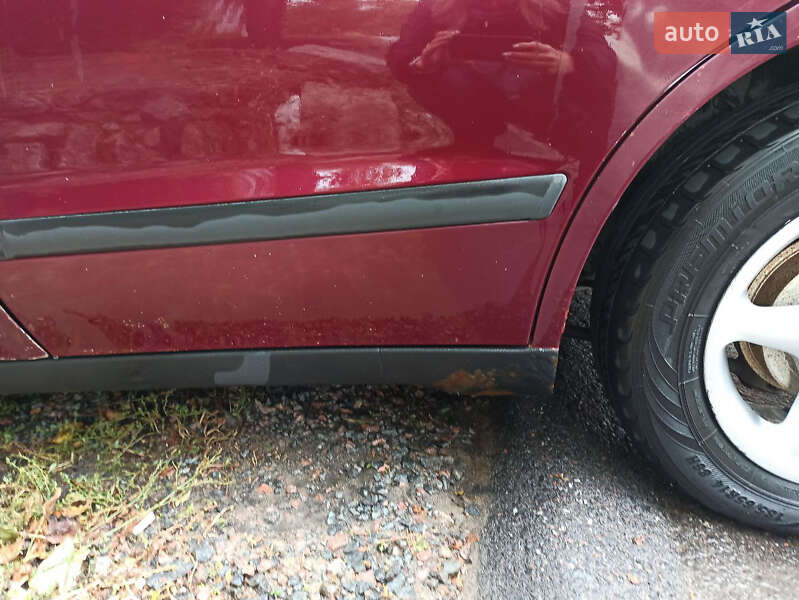 Лифтбек Toyota Carina E 1997 в Николаеве фото 2 Лифтбек Toyota Carina E 1997 в Николаеве