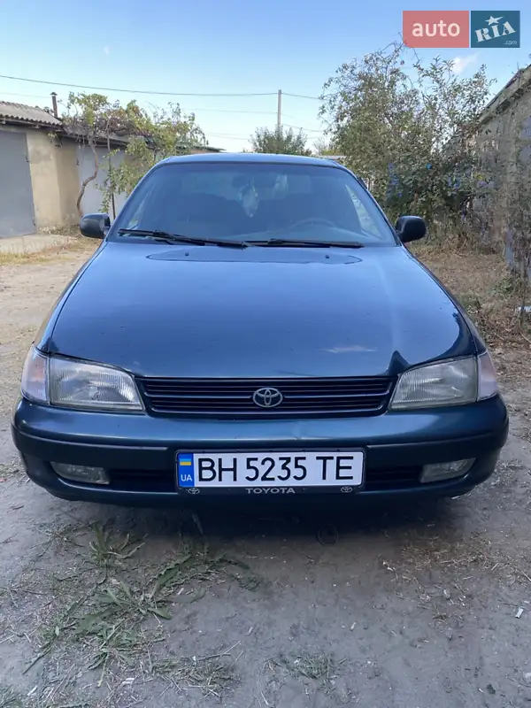 Toyota Carina E