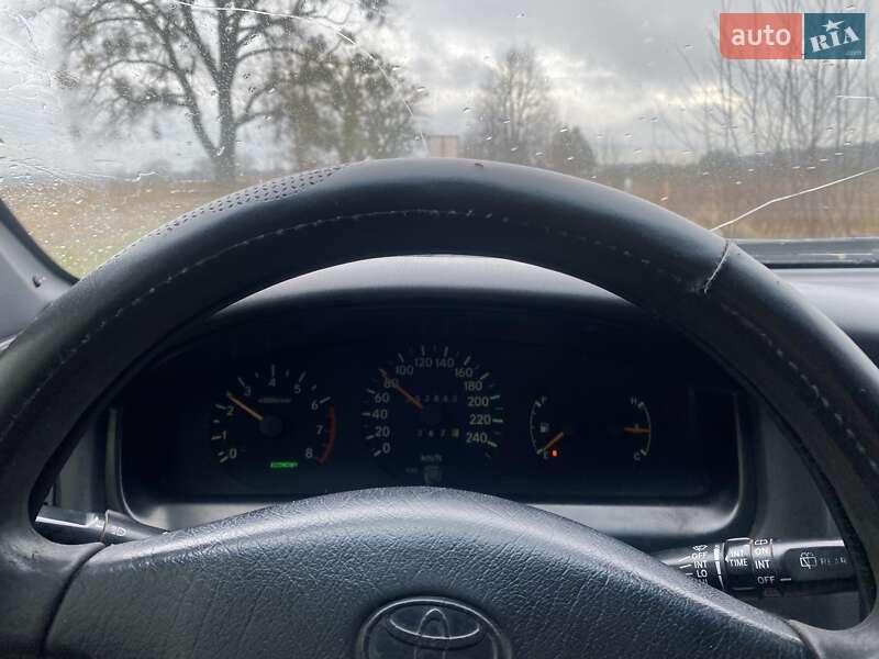 Седан Toyota Carina E 1996 в Калиновке