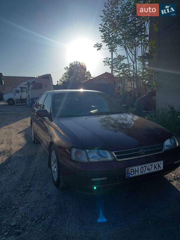 Седан Toyota Carina E 1995 в Одессе