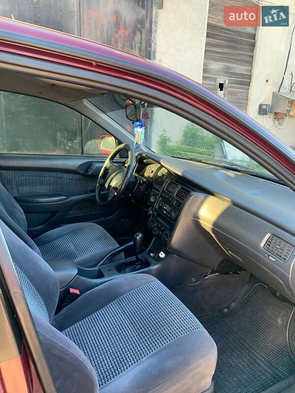 Седан Toyota Carina E 1995 в Одессе