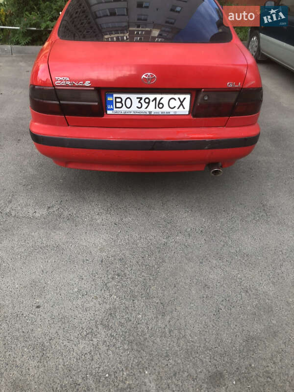 Седан Toyota Carina E 1995 в Тернополі