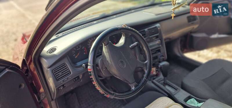 Седан Toyota Carina E 1997 в Дніпрі