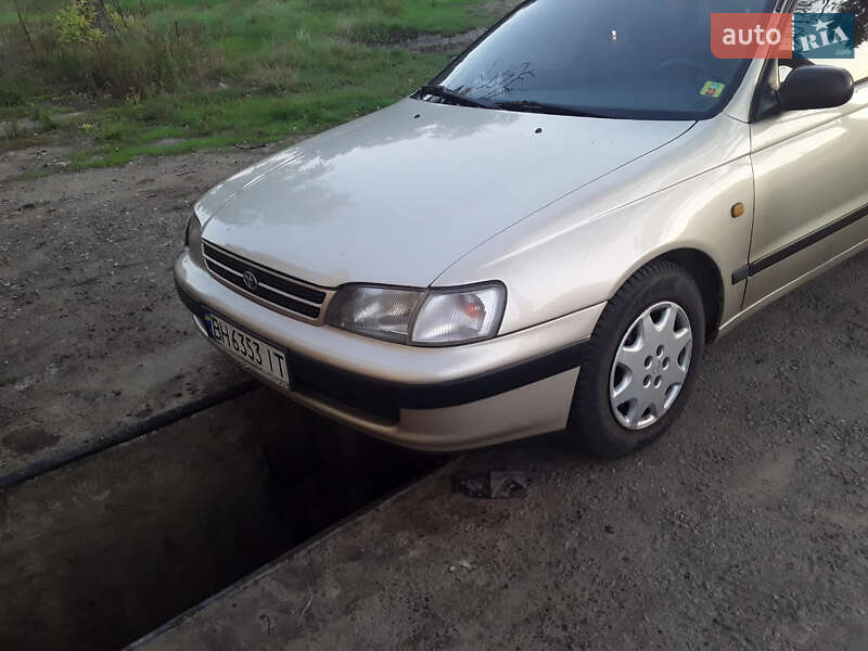 Универсал Toyota Carina E 1993 в Шабо