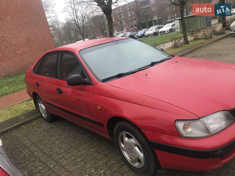 Ліфтбек Toyota Carina E 1992 в Одесі