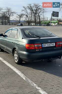 Лифтбек Toyota Carina E 1997 в Одессе