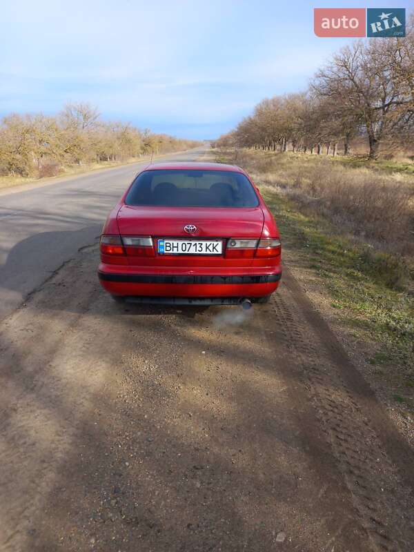 Седан Toyota Carina E 1994 в Теплодаре