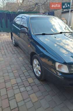 Седан Toyota Carina E 1993 в 