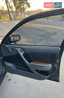 Седан Toyota Carina E 1995 в 