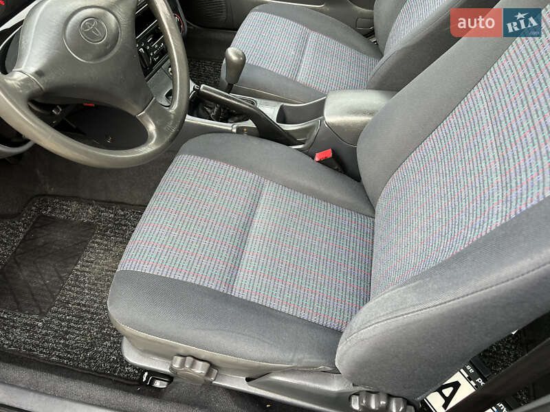 Седан Toyota Carina E 1994 в Одесі