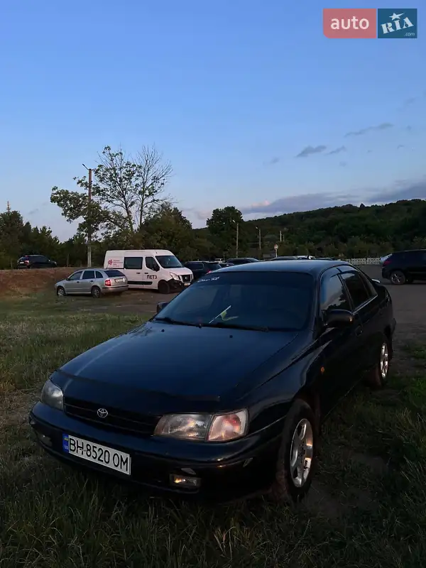 Toyota Carina E