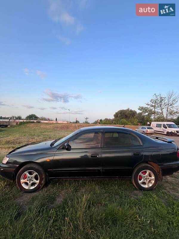 Седан Toyota Carina E 1993 в Балте
