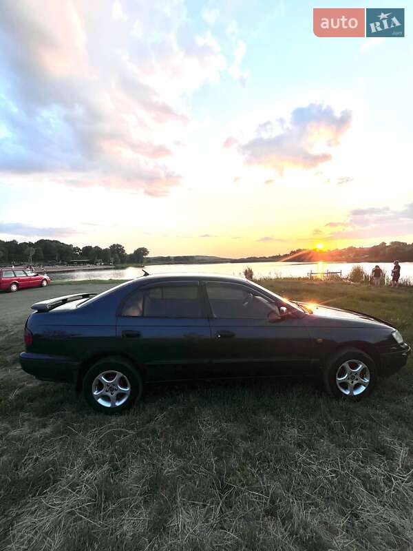Седан Toyota Carina E 1993 в Балте