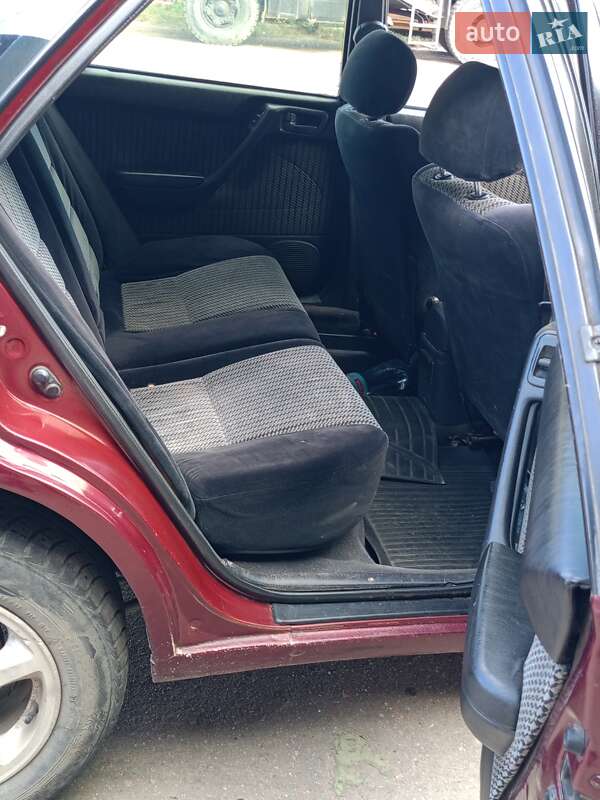 Toyota Carina E 1995